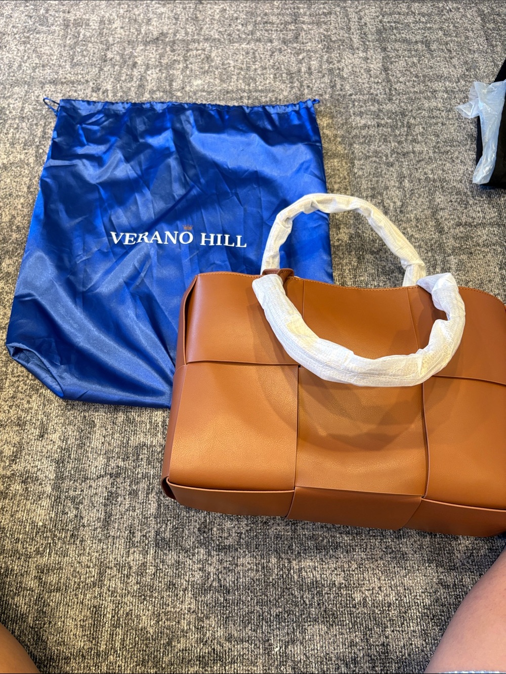 Verano Hill Women’s Woven Tote Bag in Cognac Brown